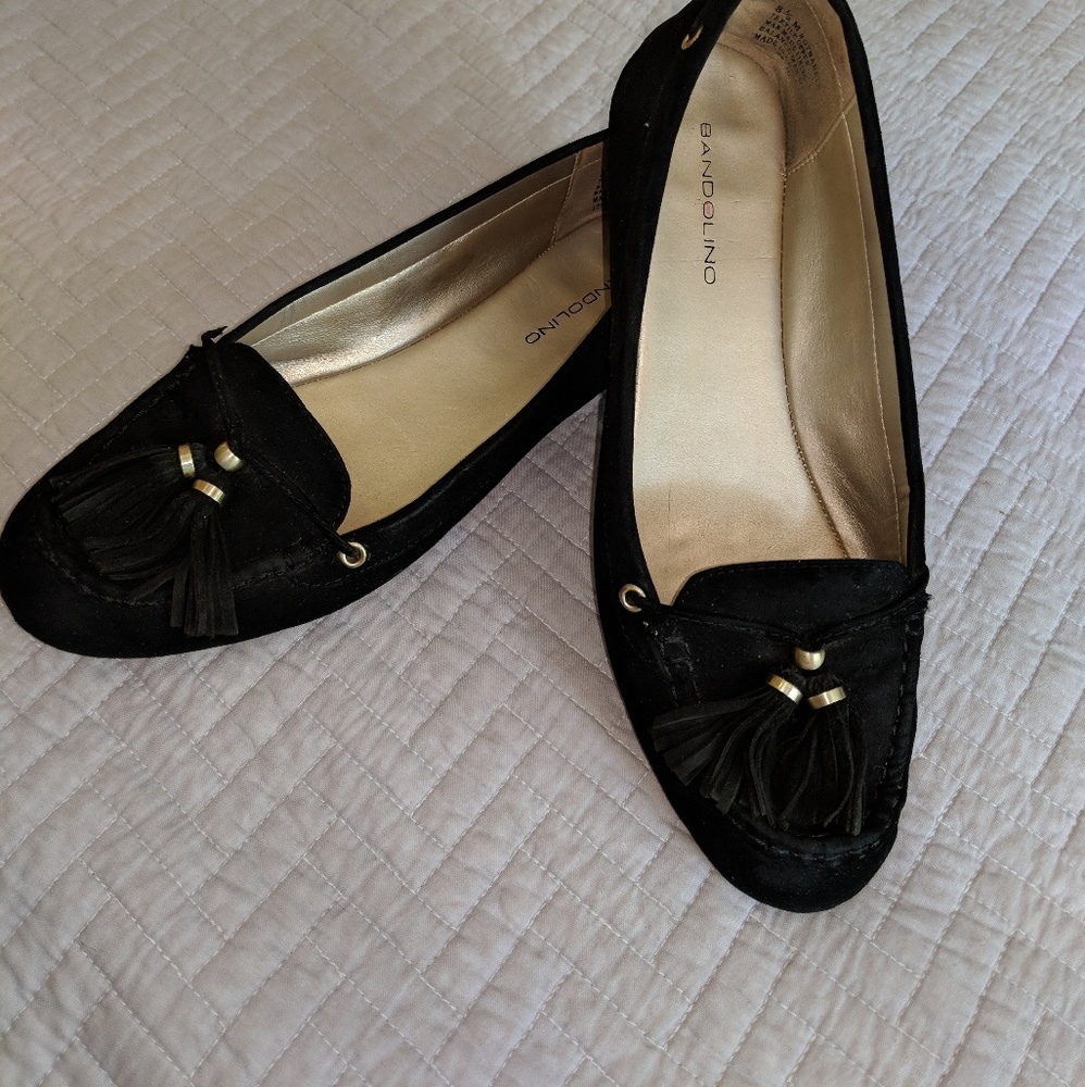 Suede tassel flats